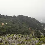 Bed & Breakfast Trekking In Paradise *